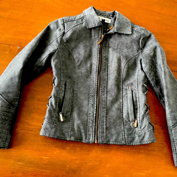 Women’s Montana Co. Jacket - Picture 1 of 10